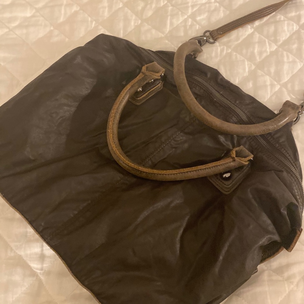Guerilla Delux Convertible CrossBody Handbag Purse